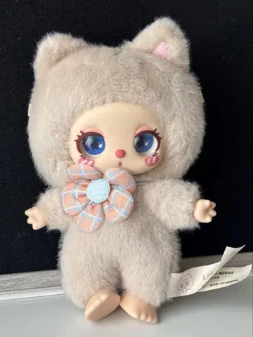 Liila's Lucky Cat V1 타로이모 라떼