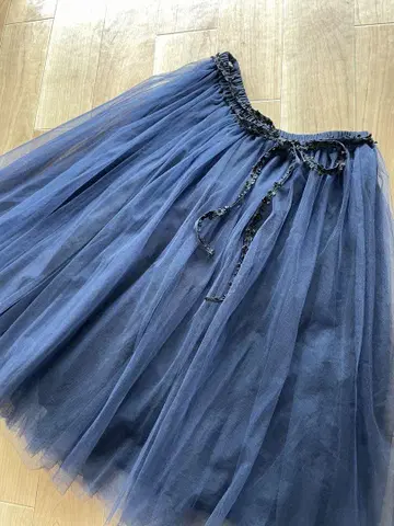 로이스크레용 샤샤 스커트