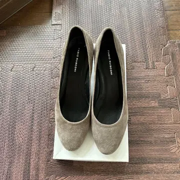 파비오 루스코니 스웨이드 펌프스 그레이 베이지 39