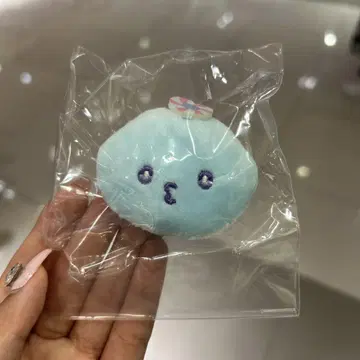 마이크 JOCHUM x Sanrio 제오참 시크릿 브로치