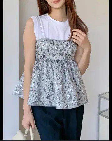 라우레아 꽃무늬 플레어 뷔스티에