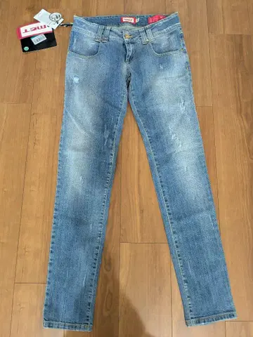 MET 이탈리아 데님 미사용 택 포함 스키니 29인치