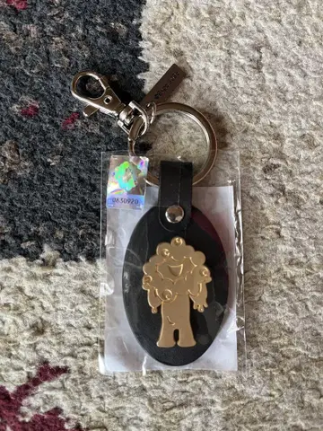 오사카 간사이 만박 미야쿠미야쿠 캐릭터 키링 금색 컬러 디자인 새상품