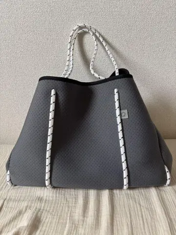 qbag L 그래파이트 다크 그레이