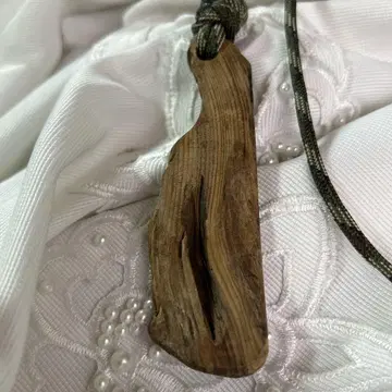 세계유산 야쿠시마 야쿠 삼나무 옹이 펜던트 G