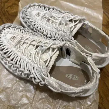 KEEN CANVAS/BIRCH 여성용 24