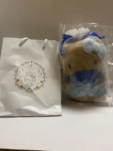 헬로키티 카하라 호텔 60주년 기념 봉제 인형 2