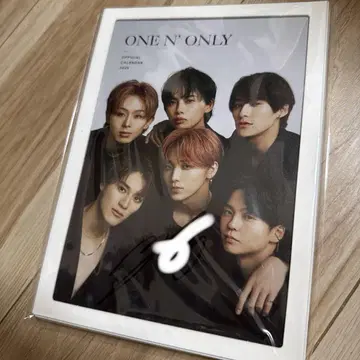 ONE N' ONLY OFFICIAL CALENDAR 2025 사인 포함