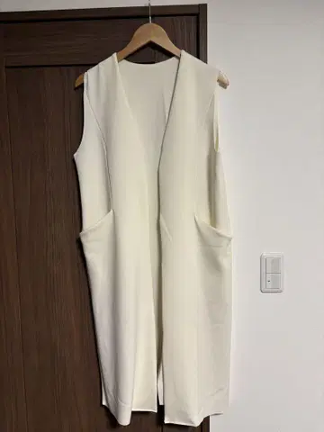 아이보리 슬리브리스 베스트