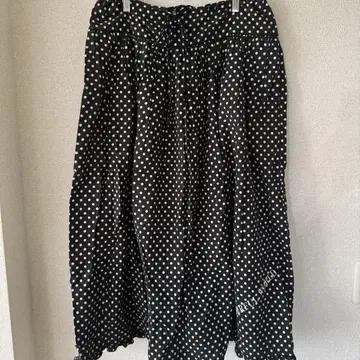 [구제 의류] 원더풀 월드 WONDERFUL WORLD 도트 무늬 스커트