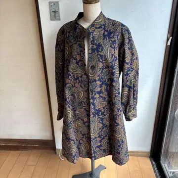 페이즐리 무늬 노카라 자켓