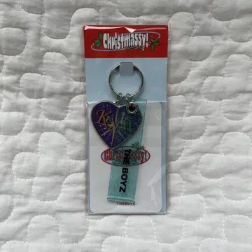 THE BOYZ Christmas Keychain 키링