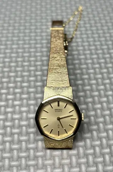 SEIKO 세이코 16-5890 여성용 손목시계 현 상태품 팔각형