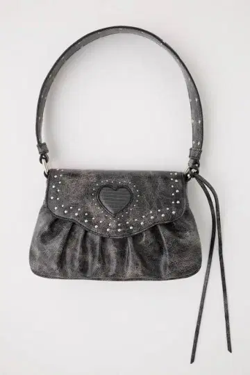 moussy HEART GATHER STUDS 백 y2k 그런지