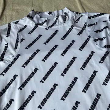 tangram 모크넥 T셔츠