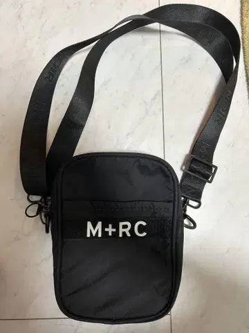 M+RC 마르쉐노아 숄더백