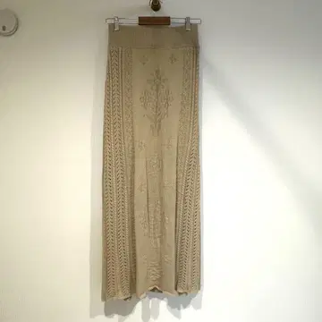 Eaphi 에피 베이지 롱 스커트 미색 계열