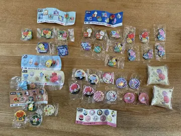 BT21 쿠라스시 캔뱃지 러버 마스코트 피규어 묶음 판매