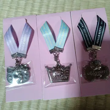 헬로키티 시크릿 메달 마스코트