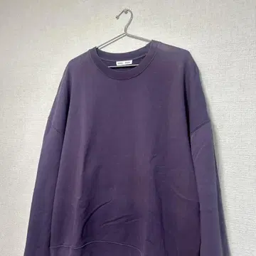 즉시 품절 모델 CMMN SWDN 맨투맨 트레이닝복 코먼 스웨덴