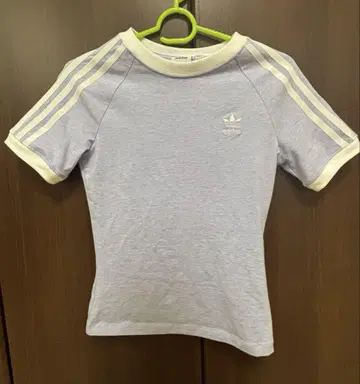 adidas 보라색 스트라이프 T셔츠 M