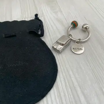 662.Paul Smith 미니카형 키링 폴스미스