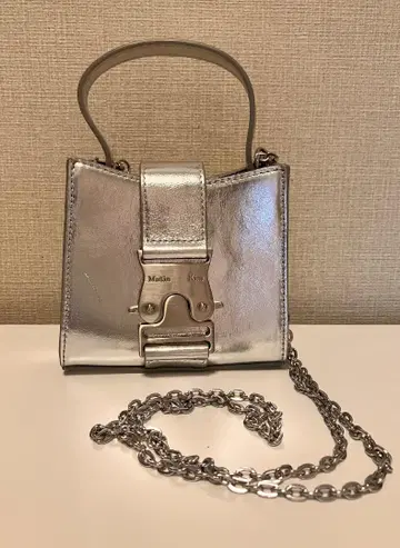 MatinKim 실버 미니 숄더백
