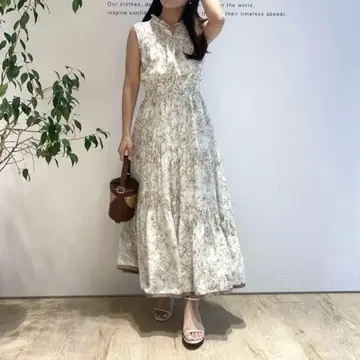 아푸와이저 리셰 플라워 프린트 셔링 원피스 그린 계열