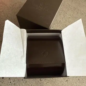 파텍 필립 시계 케이스