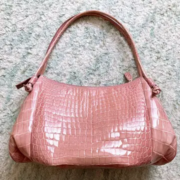 핑크 크로커다일풍 핸드백