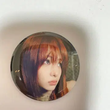 LE SSERAFIM 윤진 캔뱃지 팝업 르세라핌