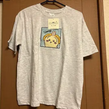 치이카와 토끼 자수 패턴 T셔츠