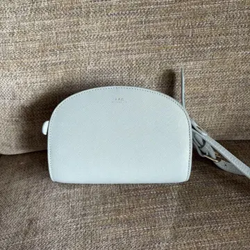 A.P.C 백