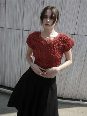 CLANE (클라네) SHIRRING PUFF TOP