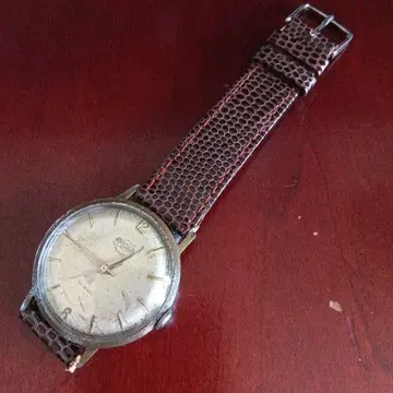 ENICAR 수동 와인딩 swiss