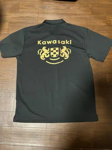 Kawasaki t셔츠 피케 셔츠 골드 컬러 로고