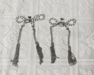 타나카 다이스케 crystal ribbon chain pierce