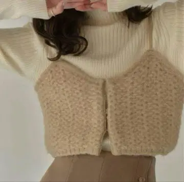새상품급 Eaphi warm knit bustier 베이지