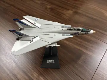F14 톰캣 모형