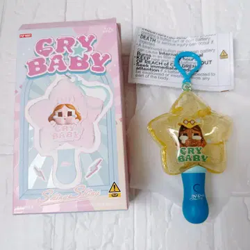 POPMART CRYBABY 루미나 펜던트