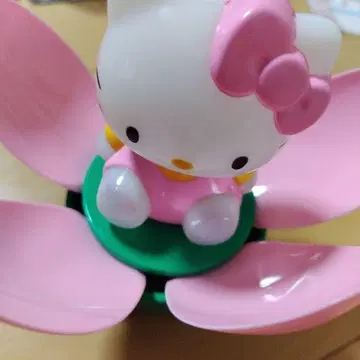 플라워형 푸시 라이트 키티