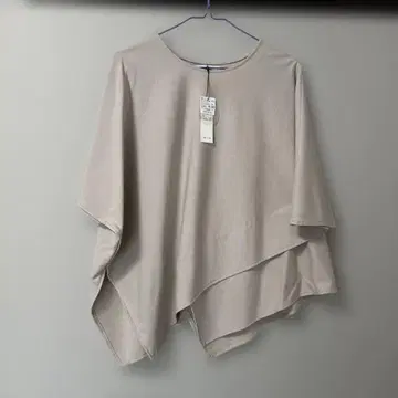 야마다야 FENNEL 비대칭 베이지 반팔 상의