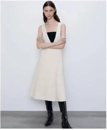 ZARA 오버롤 스커트 화이트