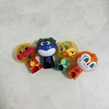 호빵맨 가챠가챠 세균맨 멜론빵소녀 짤랑이