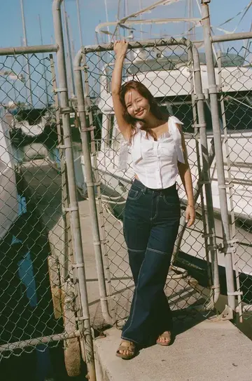 새상품급 kiyknows 하이웨스트 데님 인디고 S 사이즈