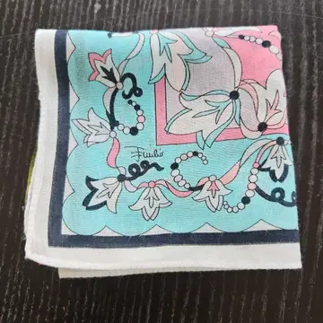 EMILIO PUCCI 손수건