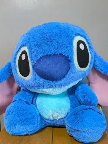 스티치 봉제 인형