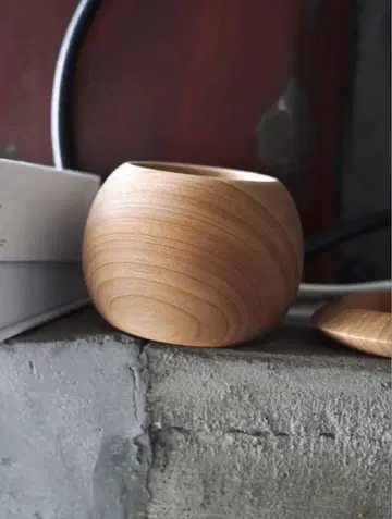 8uede caran wood cuff
