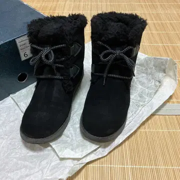 emu 부츠