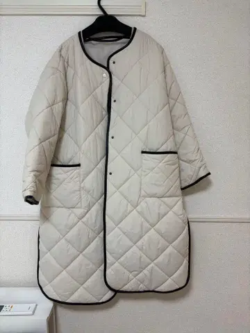 moment+ 발수 가공 퀼팅 롱 코트 아이보리 새상품급